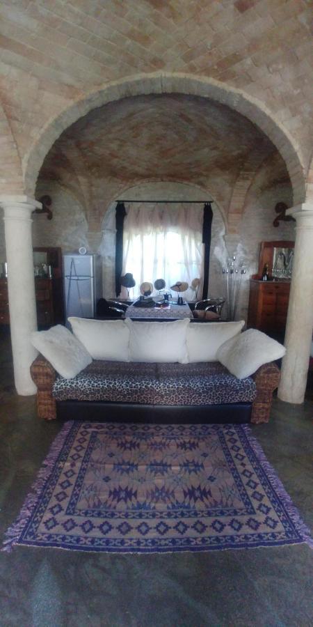 Villa Lo Scrigno Di Lara à Ceresara Extérieur photo