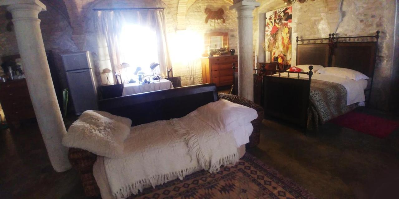 Villa Lo Scrigno Di Lara à Ceresara Extérieur photo
